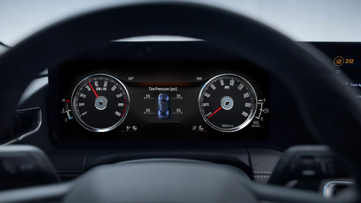 S650 Heritage gauge cluster 03 copy