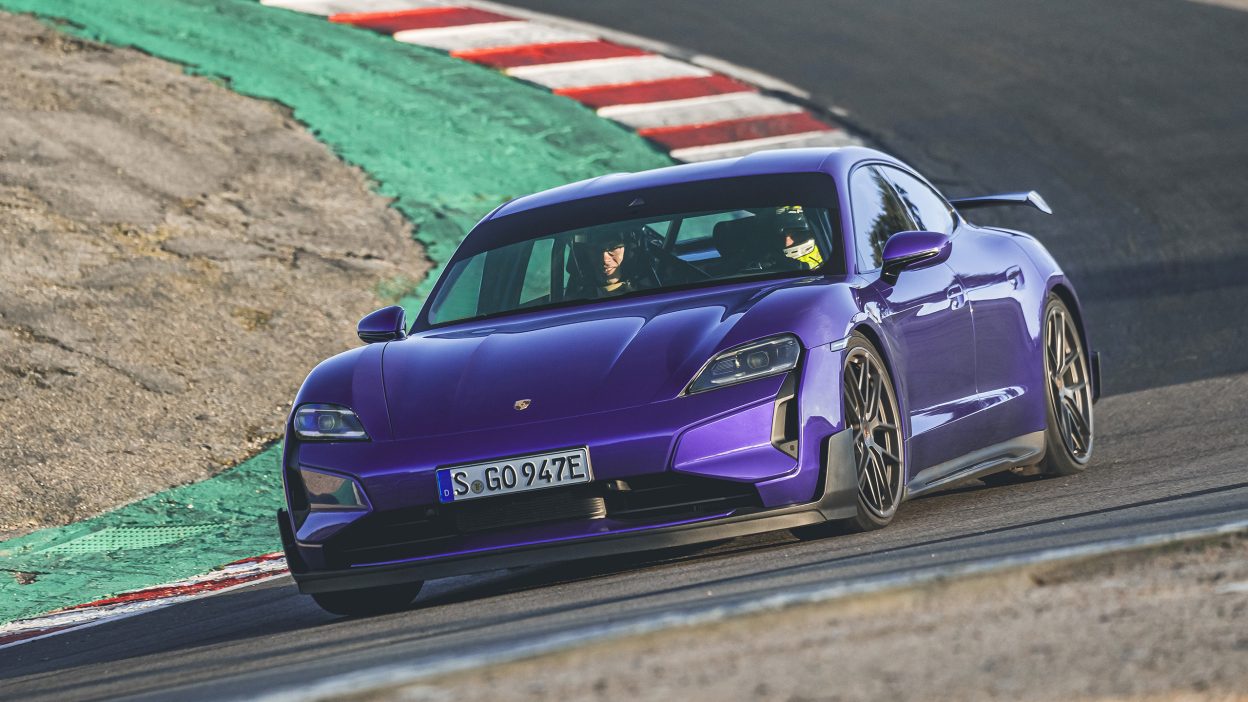 Sky Purple Metallic Taycan Turbo GT A1 02733 015 copy